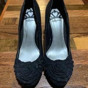 Fergalicious Black heels